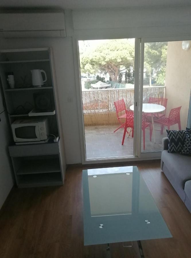 Appartement Climatise Sur Le Port De Hyères
